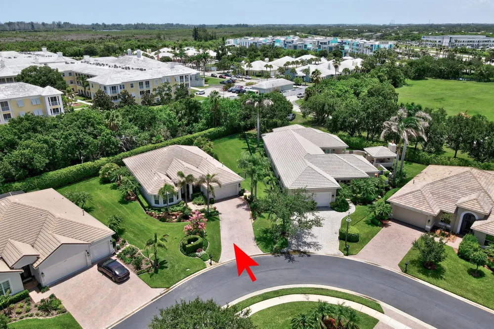 4241 Diamond Square Vero Beach, FL 32967