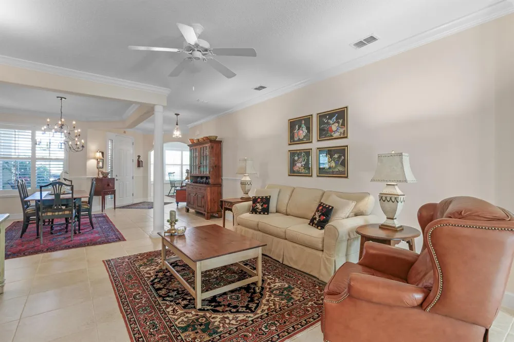 4241 Diamond Square Vero Beach, FL 32967