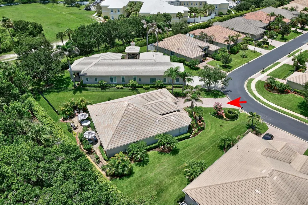 4241 Diamond Square Vero Beach, FL 32967