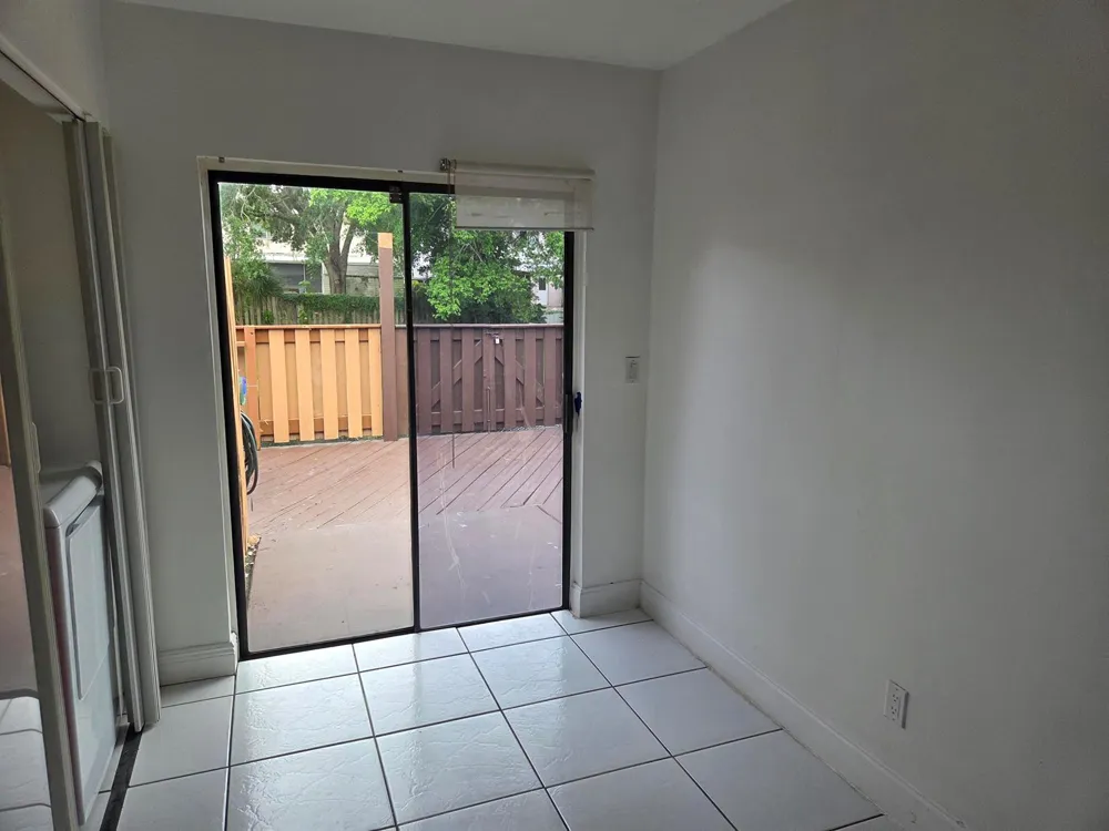 6014 NW 3rd Street Margate, FL 33063