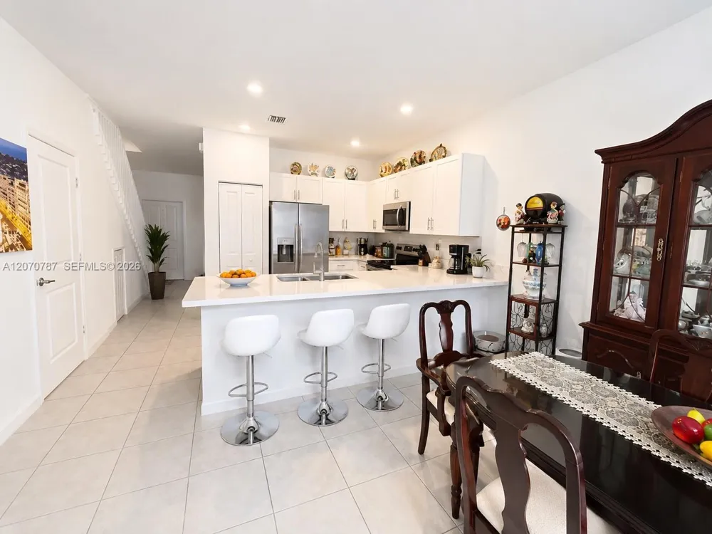 18324 SW 148th RD Miami, FL 33187