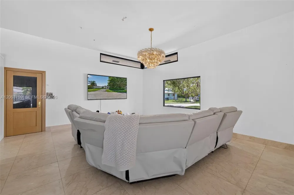 8880 SW 149th St Palmetto Bay, FL 33176
