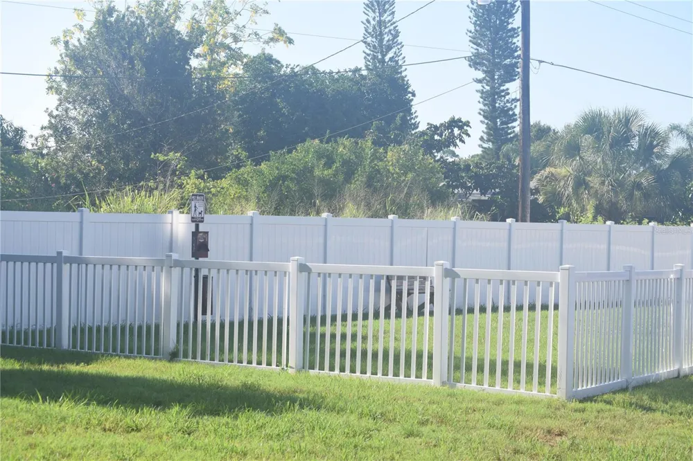 3427 CLARK RD #127 Sarasota, FL 34231