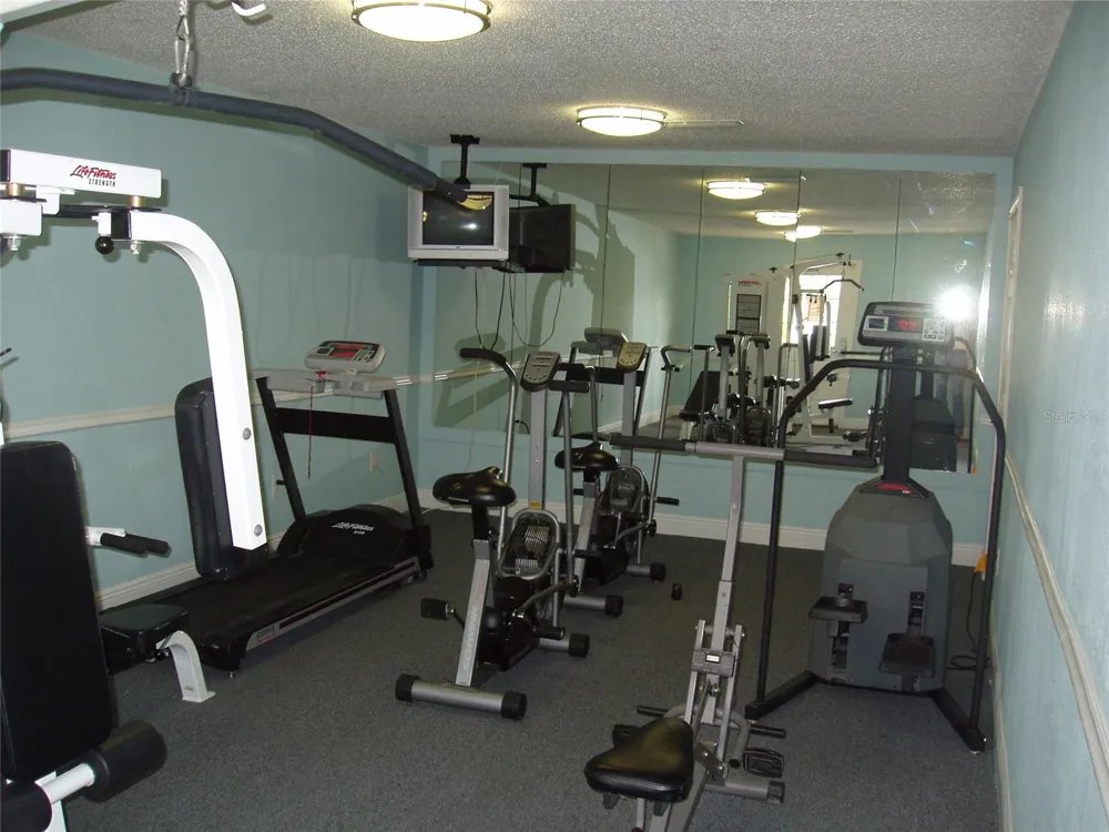 3427 CLARK RD #127 Sarasota, FL 34231