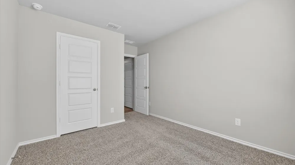 812 KING'S WAY Hillsboro, TX 76645