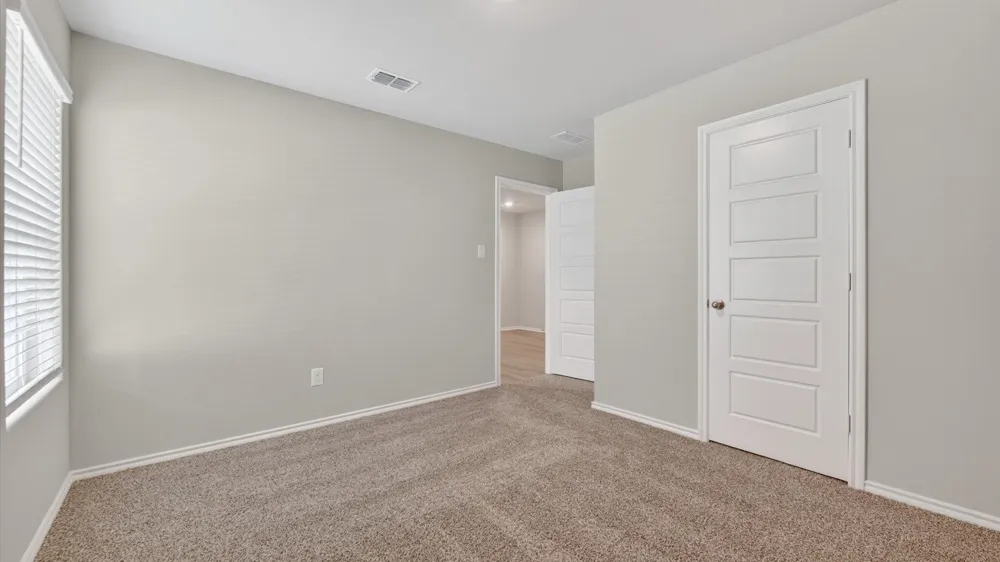 812 KING'S WAY Hillsboro, TX 76645