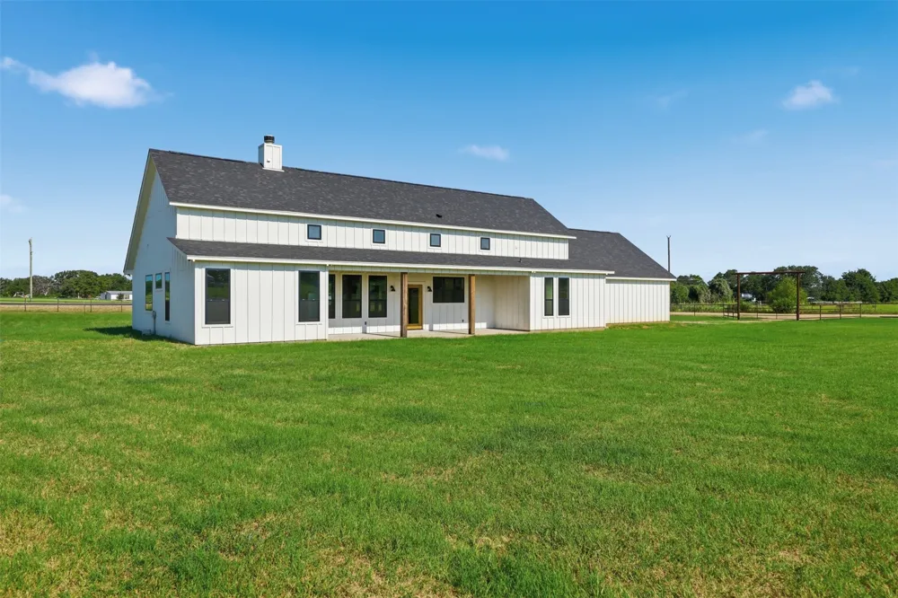 10 Keeter Lane Lipan, TX 76462
