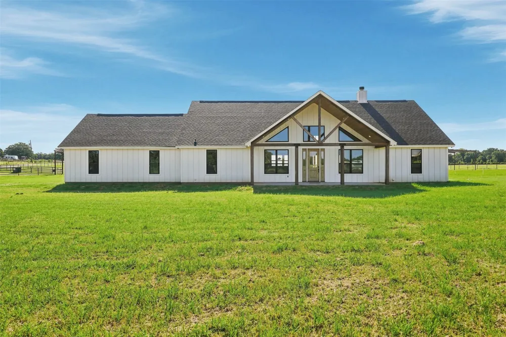 10 Keeter Lane Lipan, TX 76462