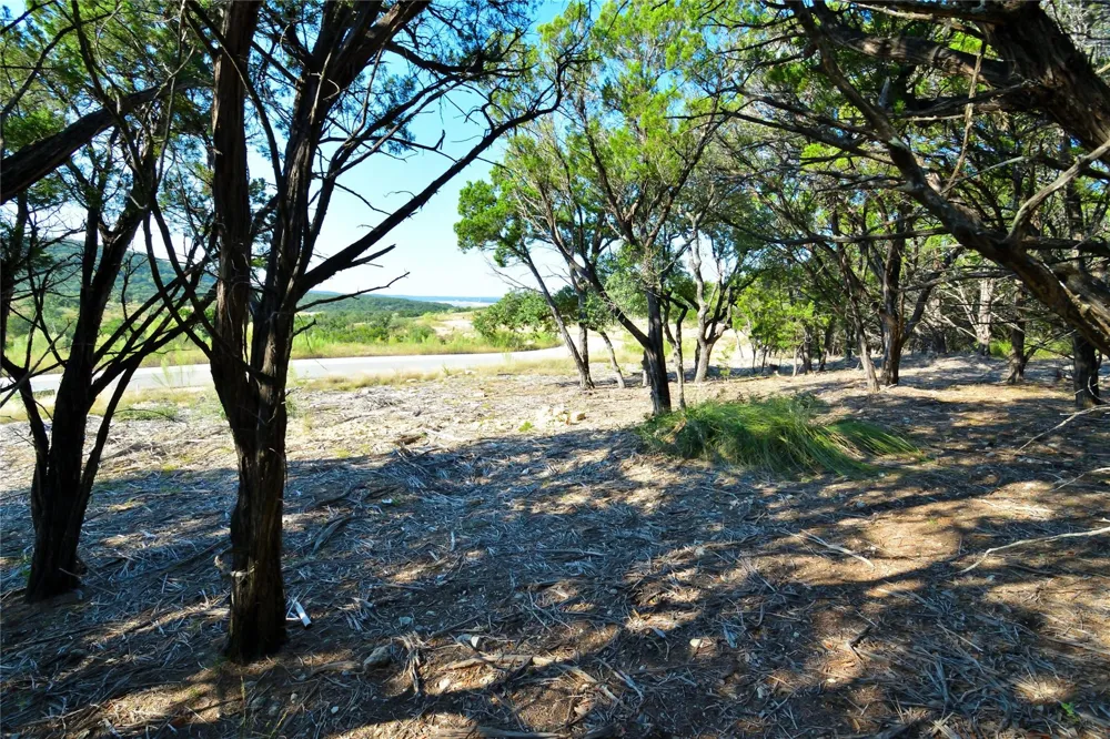 8 Private Road 1708 Road Lakehills, TX 78063