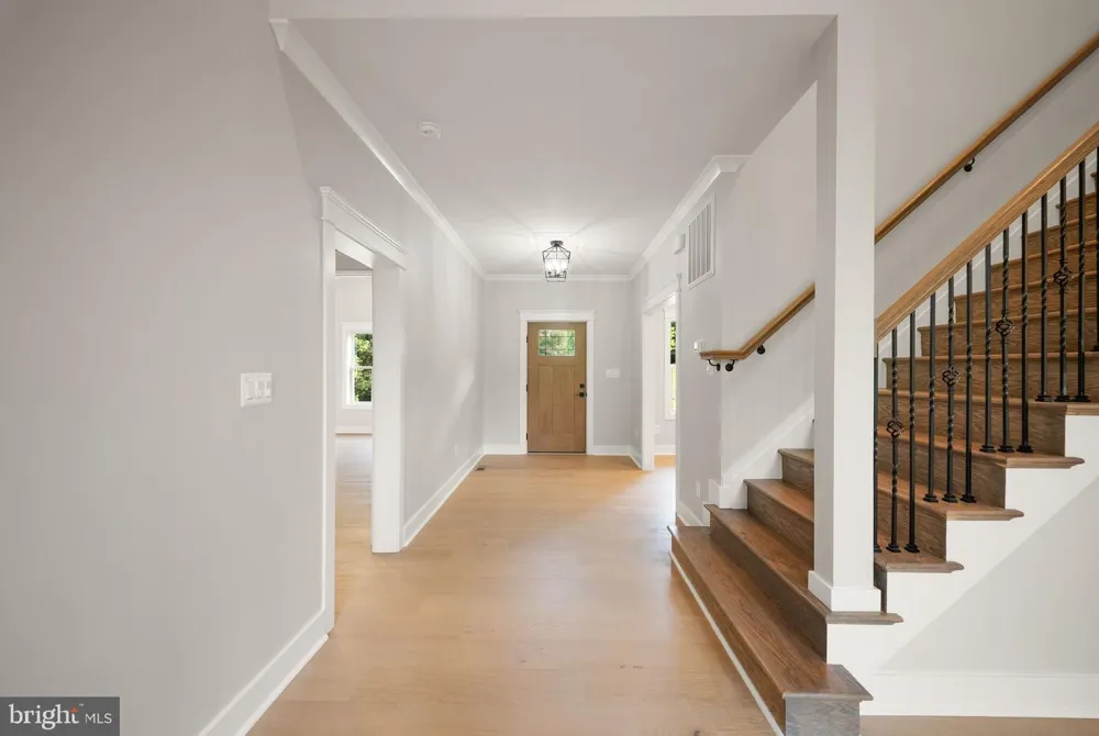 8020 PINNACLE RIDGE DRIVE Manassas, VA 20112
