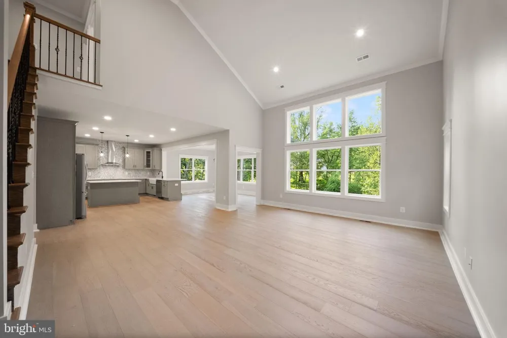 8020 PINNACLE RIDGE DRIVE Manassas, VA 20112