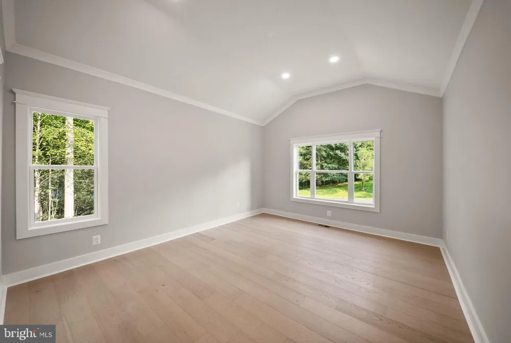 8020 PINNACLE RIDGE DRIVE Manassas, VA 20112