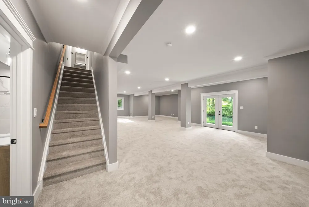 8020 PINNACLE RIDGE DRIVE Manassas, VA 20112