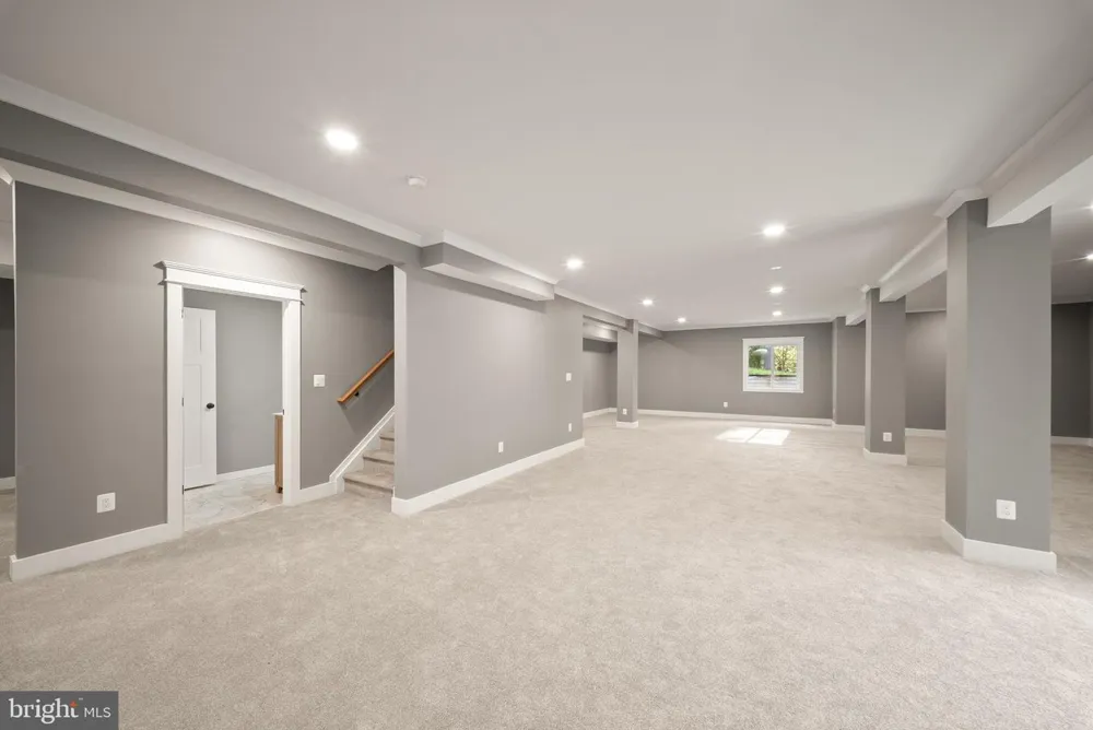 8020 PINNACLE RIDGE DRIVE Manassas, VA 20112