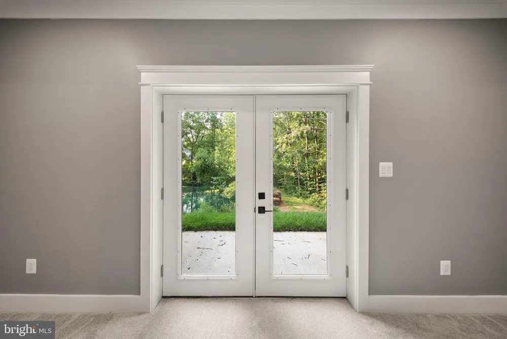 8020 PINNACLE RIDGE DRIVE Manassas, VA 20112