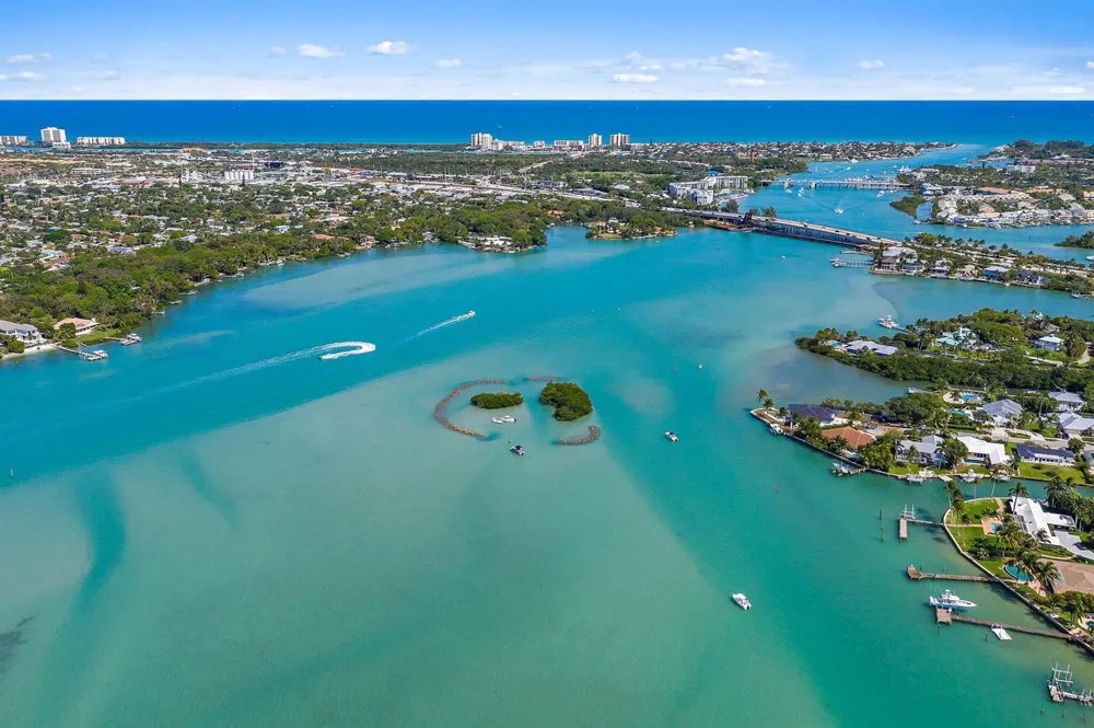 6371 DANIA STREET Jupiter, FL 33458