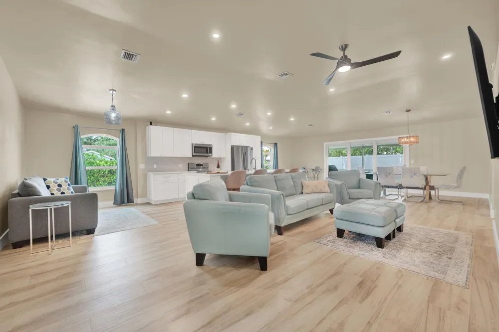 6371 DANIA STREET Jupiter, FL 33458
