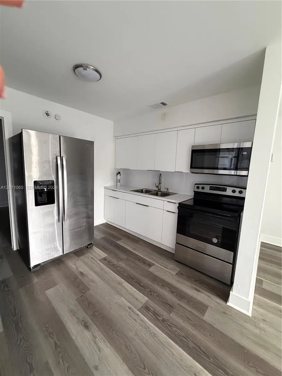 706 S F St Lake Worth, FL 33460