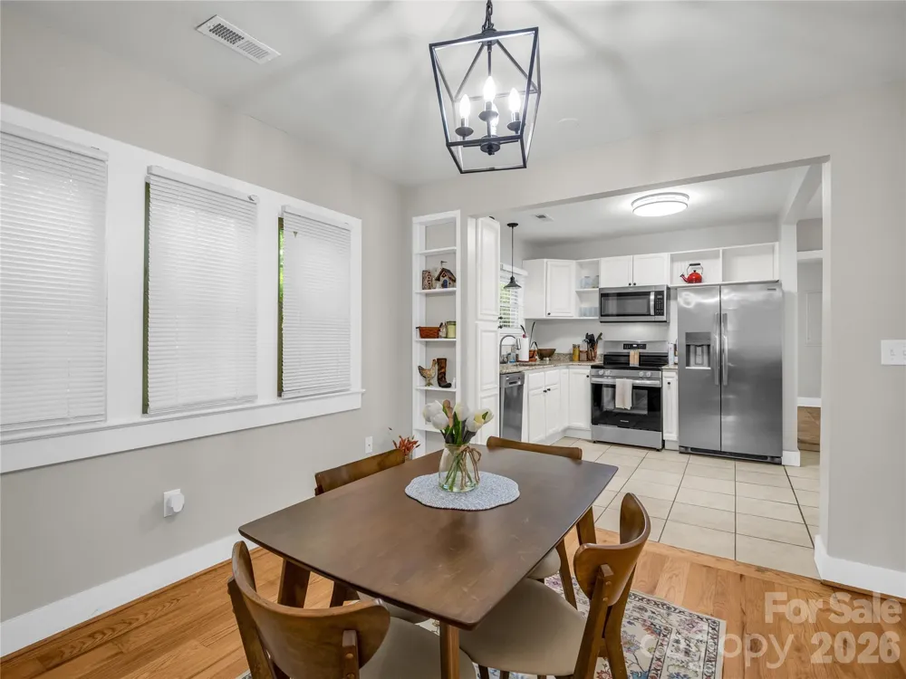 116 Beverly Avenue Hendersonville, NC 28792