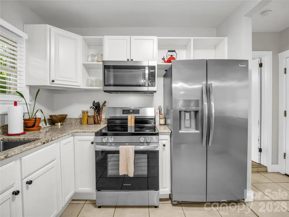 116 Beverly Avenue Hendersonville, NC 28792