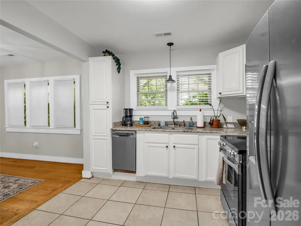 116 Beverly Avenue Hendersonville, NC 28792