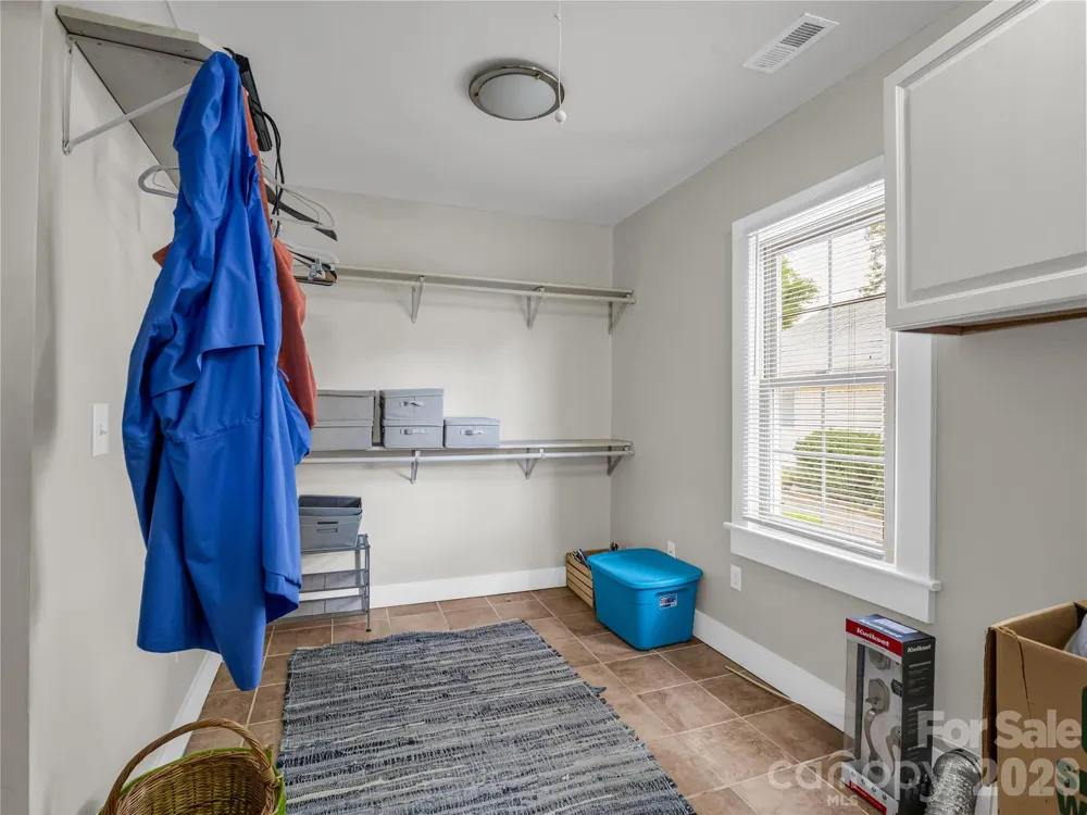 116 Beverly Avenue Hendersonville, NC 28792