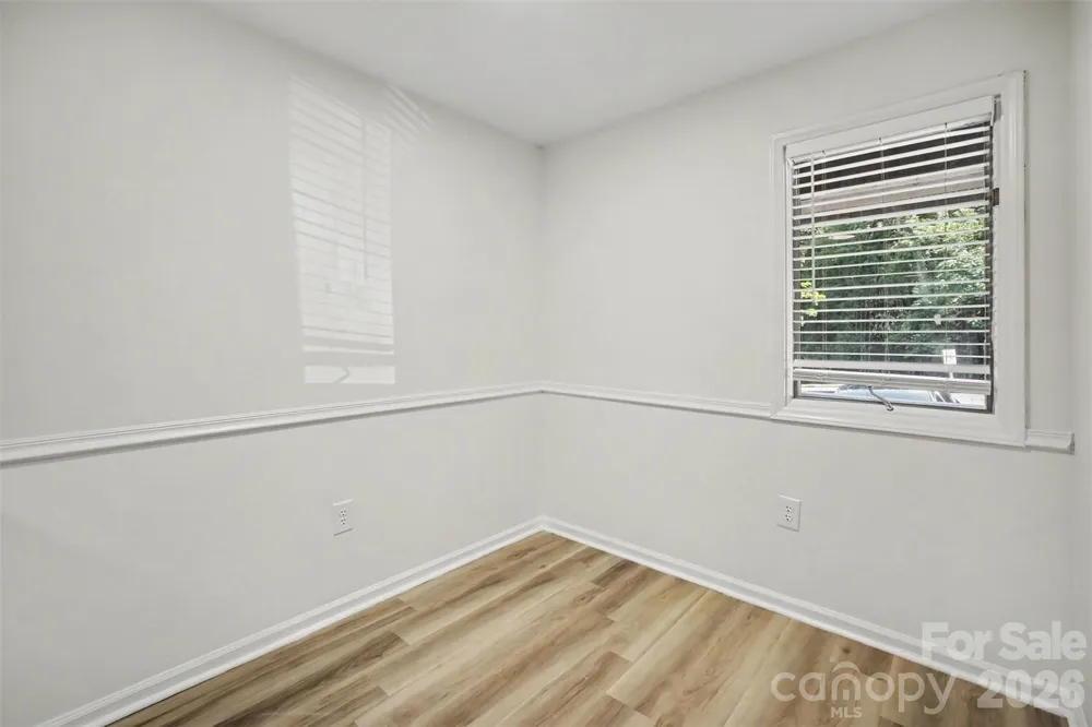 100 Willow Run Drive #33 Gastonia, NC 28056