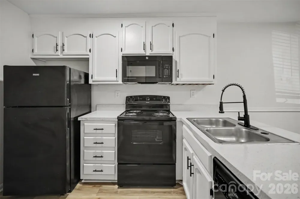 100 Willow Run Drive #33 Gastonia, NC 28056