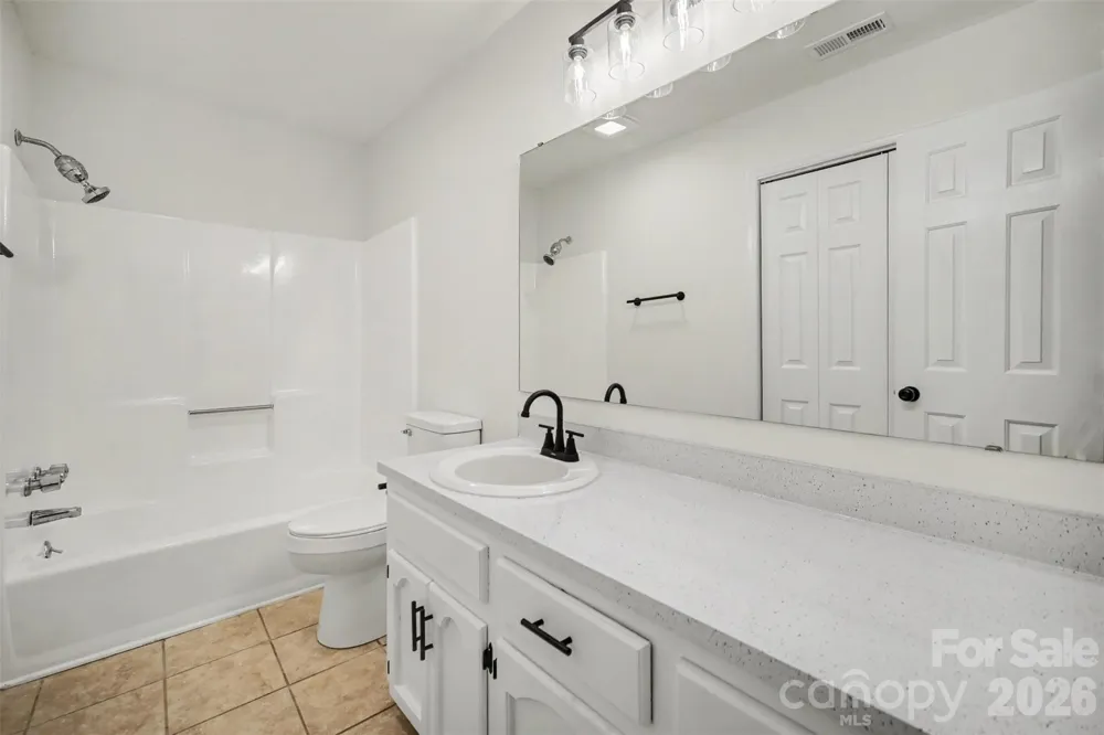 100 Willow Run Drive #33 Gastonia, NC 28056