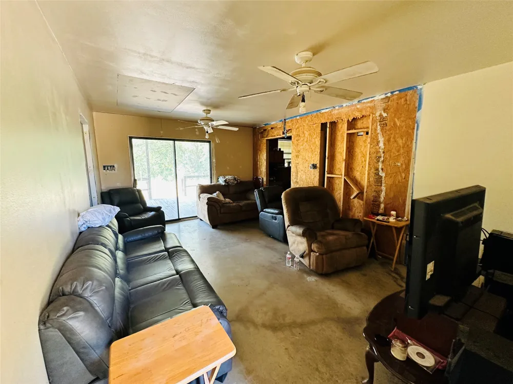 1020 Pleasant Valley Road May, TX 76857