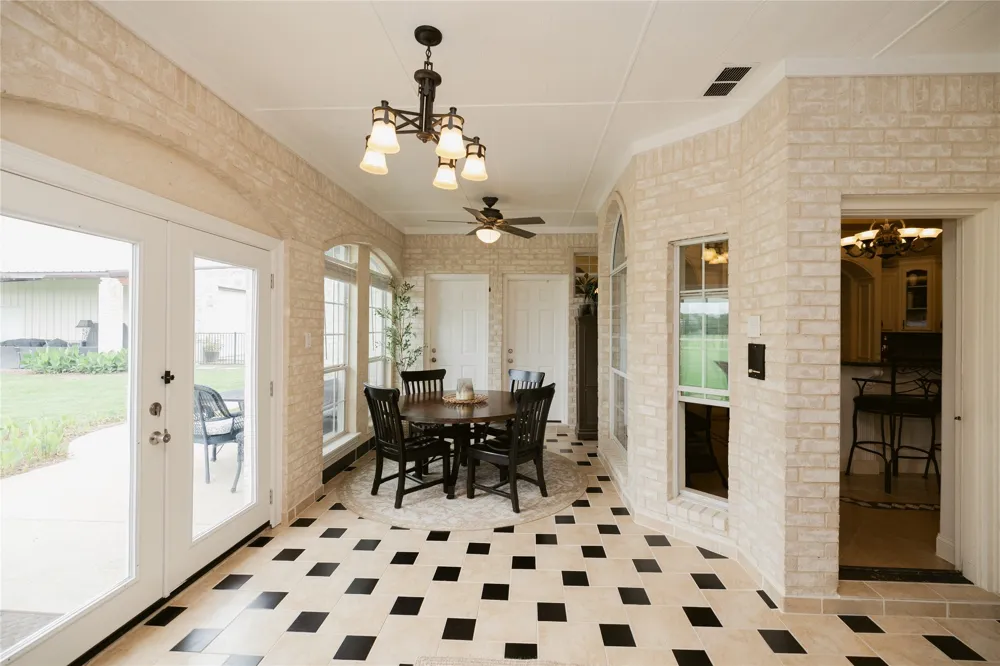 624 Horseshoe Bnd Royse City, TX 75189