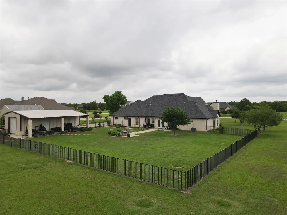 624 Horseshoe Bnd Royse City, TX 75189