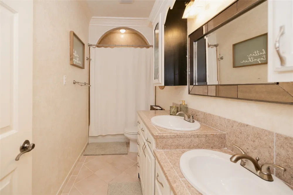 624 Horseshoe Bnd Royse City, TX 75189
