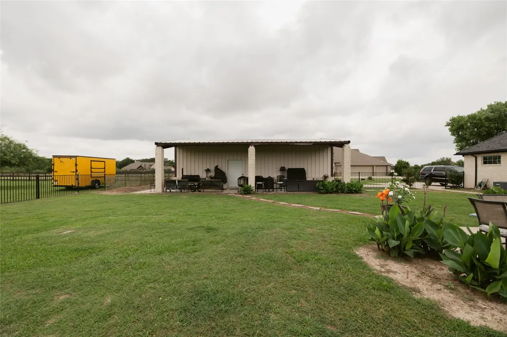 624 Horseshoe Bnd Royse City, TX 75189