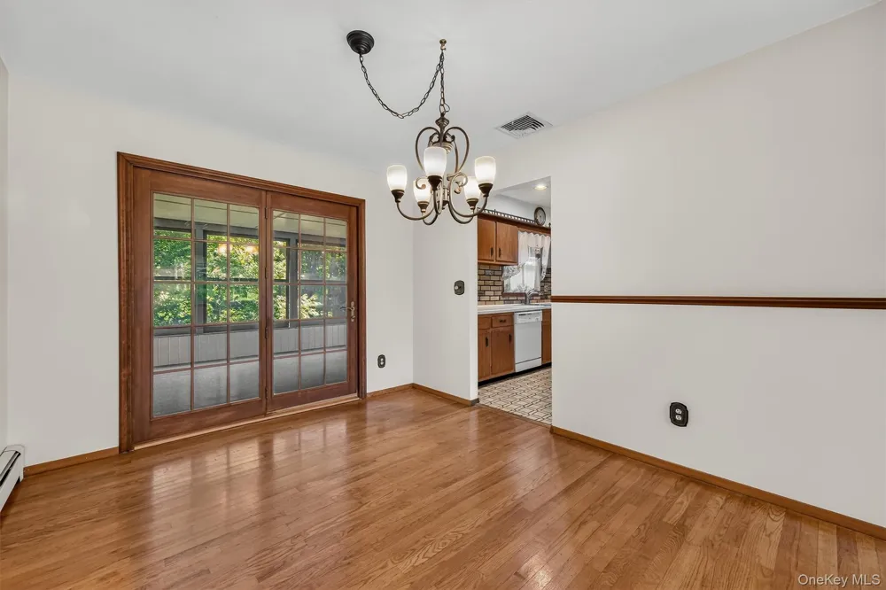 37 Julie Drive Hopewell Junction, NY 12533