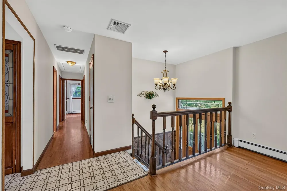 37 Julie Drive Hopewell Junction, NY 12533