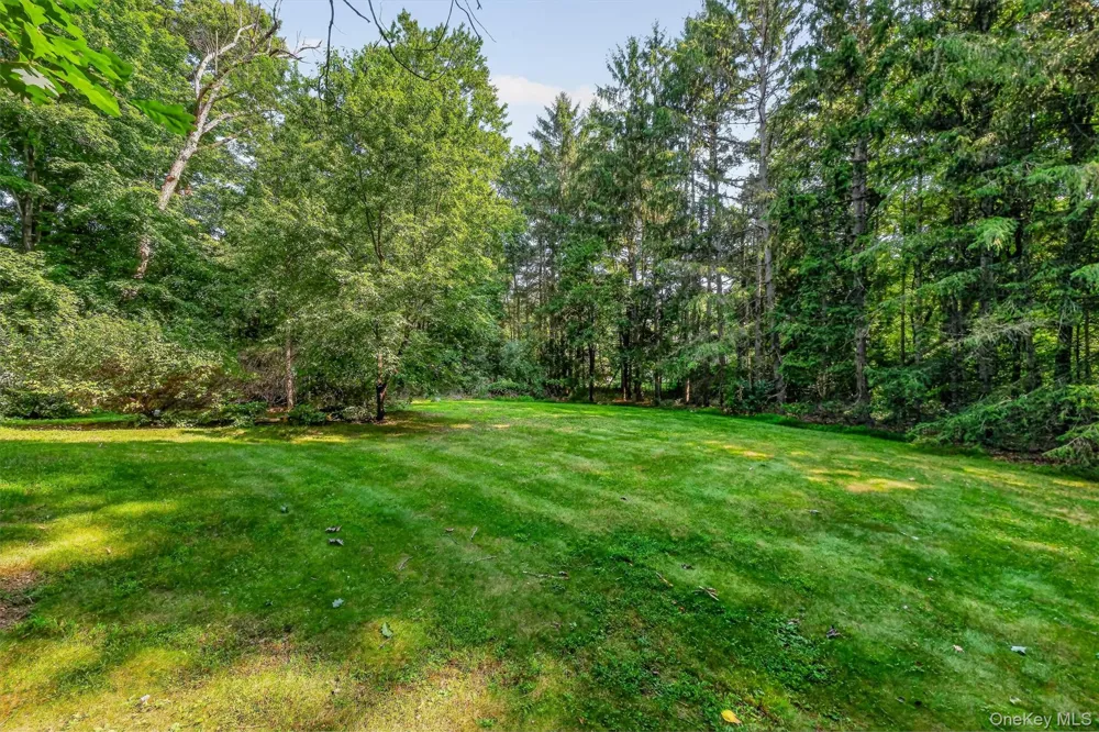 37 Julie Drive Hopewell Junction, NY 12533