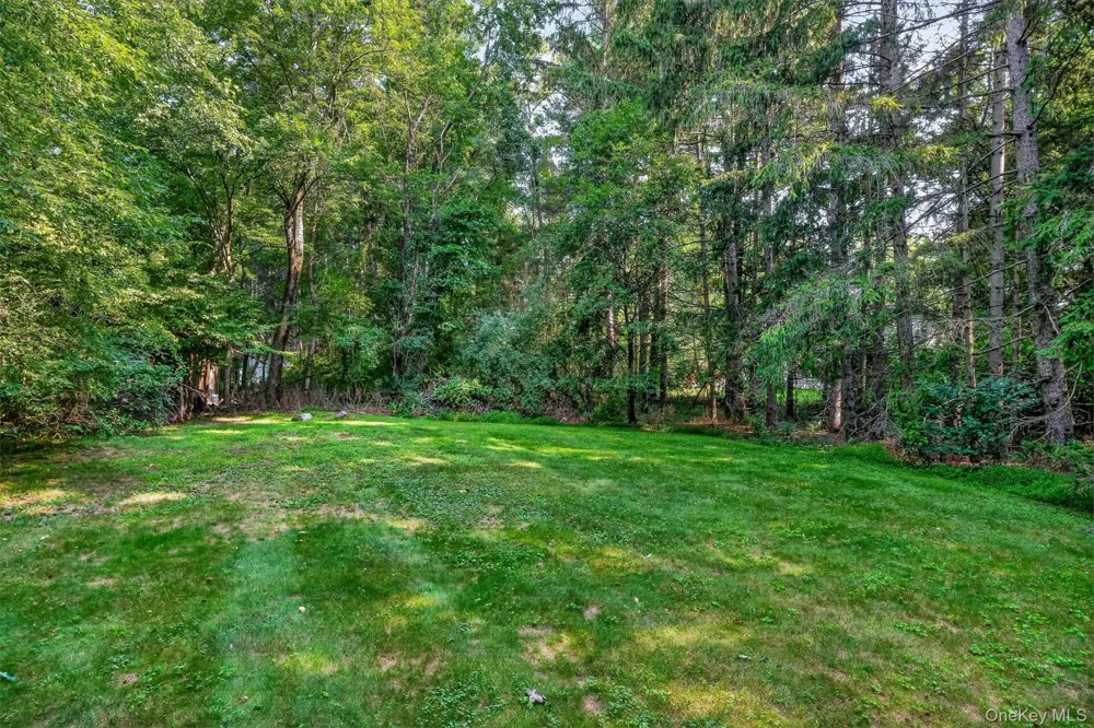 37 Julie Drive Hopewell Junction, NY 12533