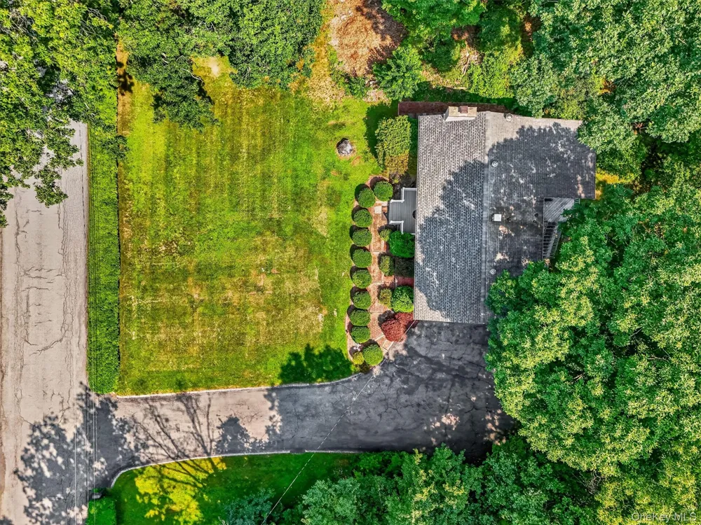 37 Julie Drive Hopewell Junction, NY 12533