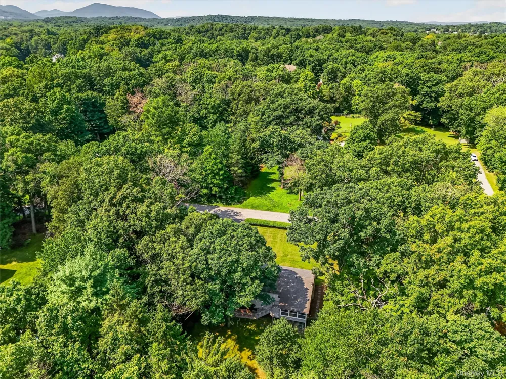 37 Julie Drive Hopewell Junction, NY 12533