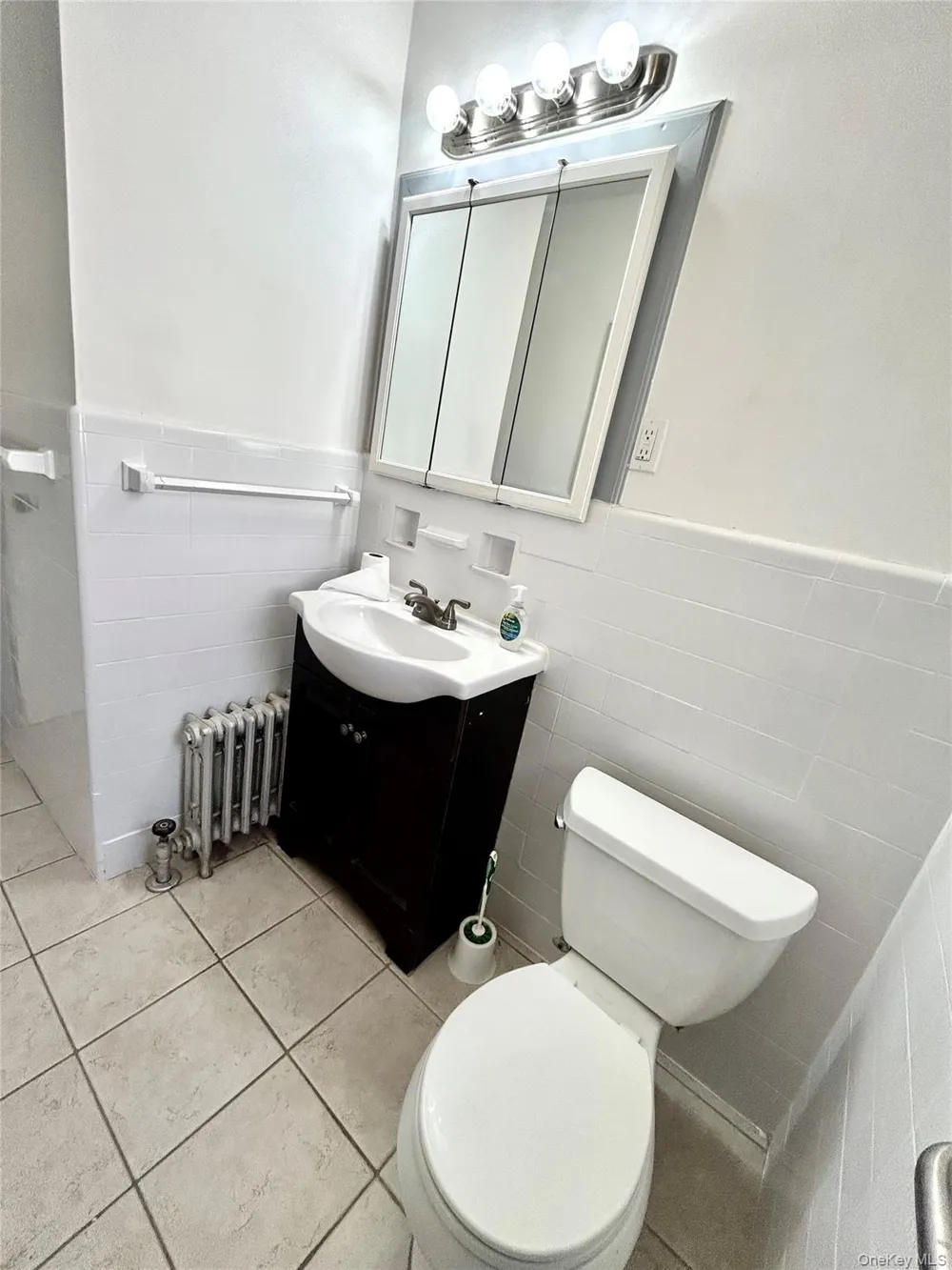 105 Mitchell Avenue #UPPER Long Beach, NY 11561