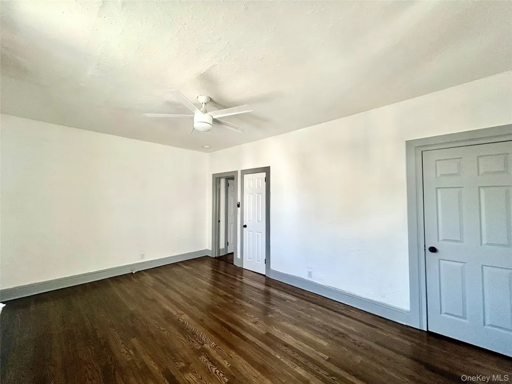 105 Mitchell Avenue #UPPER Long Beach, NY 11561