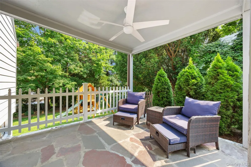 27 Clarendon Road Scarsdale, NY 10583