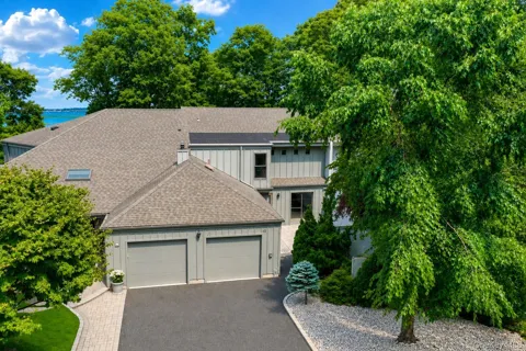 51 Rockledge Path