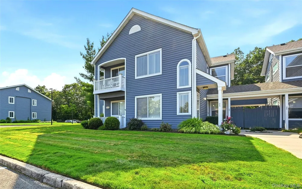 874 Birchwood Park Drive Middle Island, NY 11953