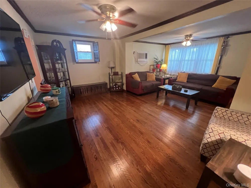 1014 Bonaparte Place Baldwin, NY 11510
