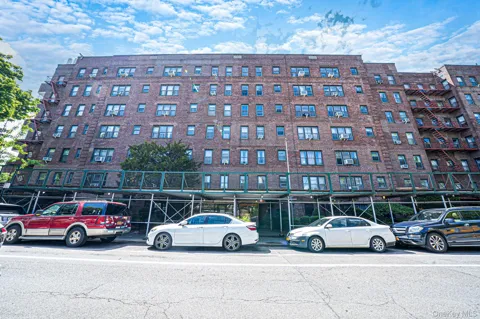 143-50 Hoover Avenue #611