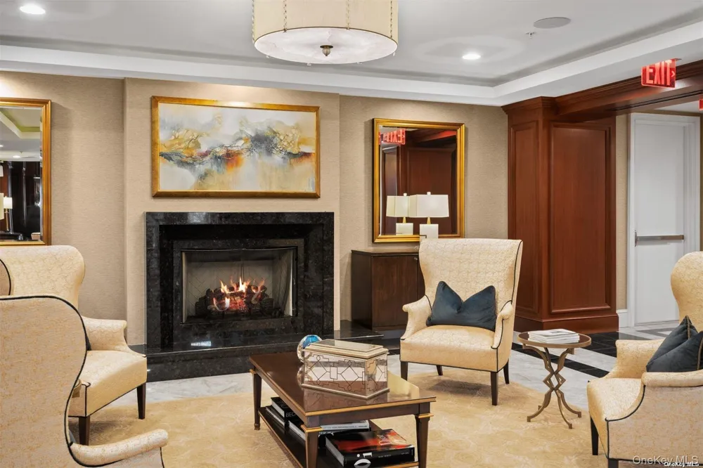 1000 Royal Court #1207 North Hills, NY 11040
