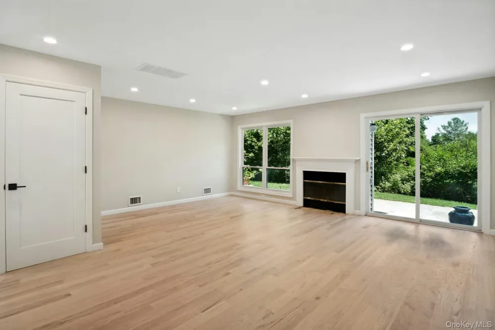 42 Hudson Watch Drive Ossining, NY 10562