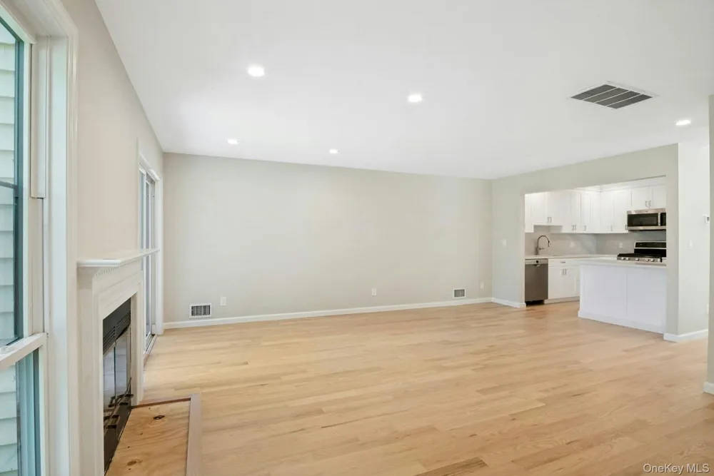 42 Hudson Watch Drive Ossining, NY 10562